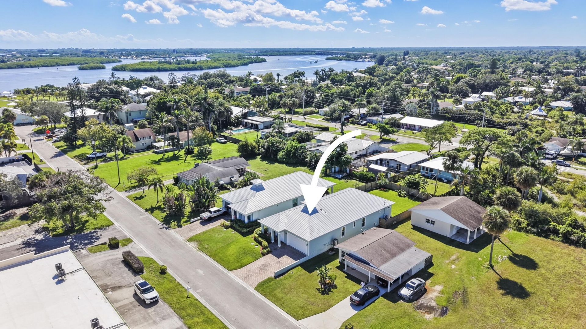 962 SW 27th Street, Palm City, FL 34990 Photo