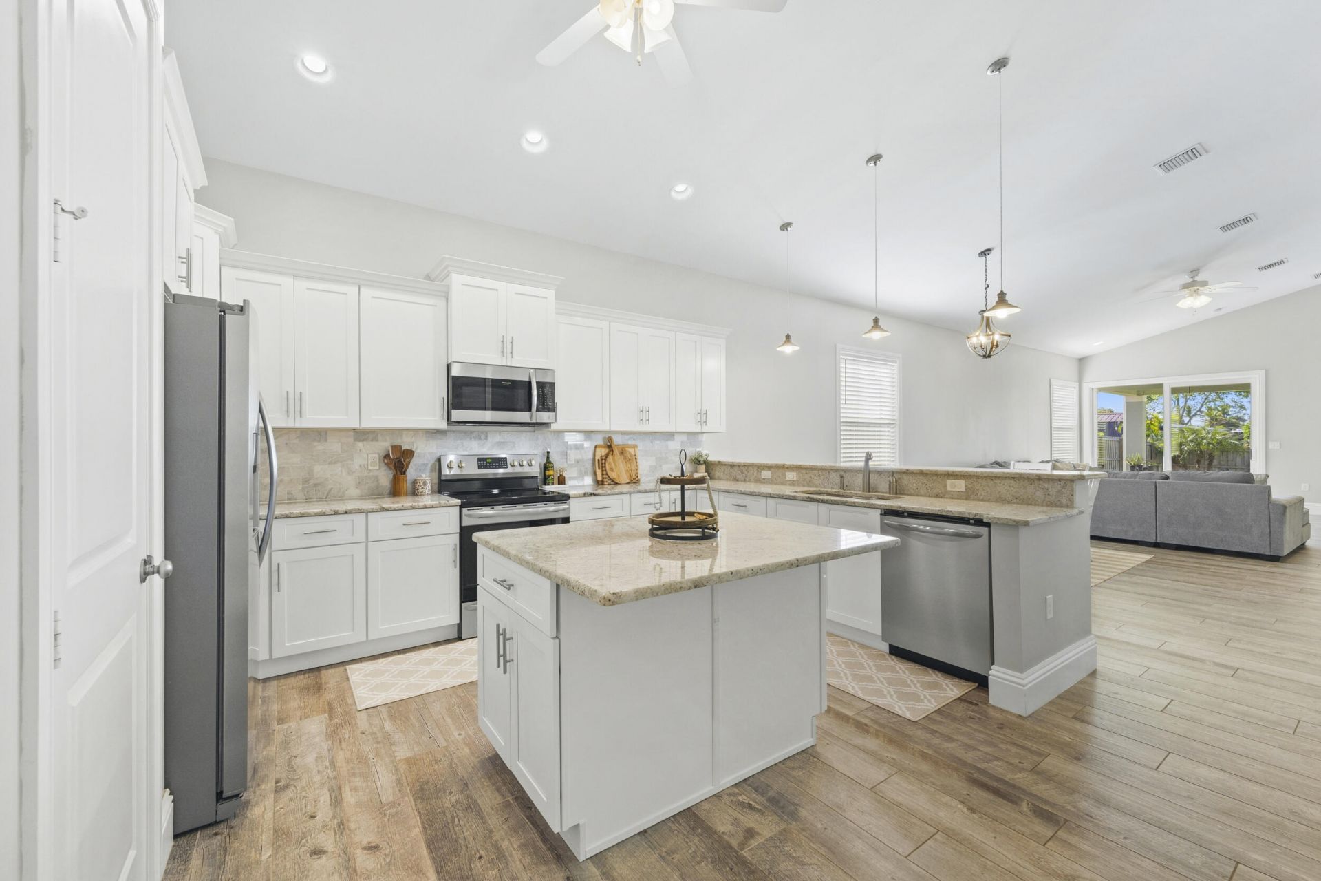 962 SW 27th Street, Palm City, FL 34990 Photo
