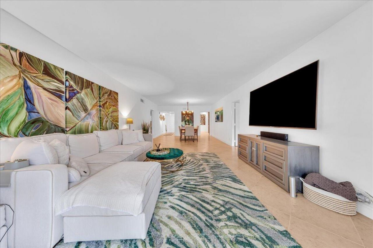 3505 Oaks Way, Unit 109, Pompano Beach, FL 33069 Photo