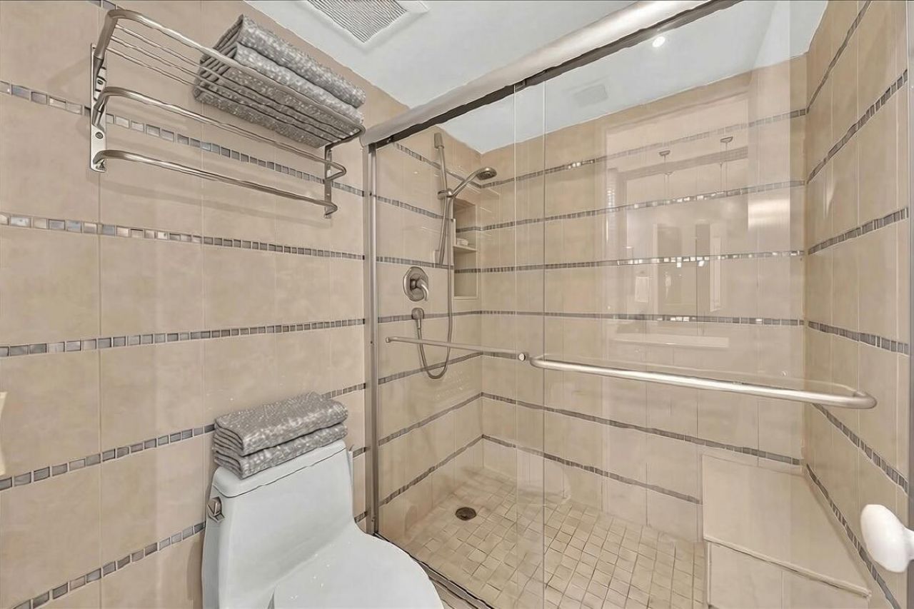3505 Oaks Way, Unit 109, Pompano Beach, FL 33069 Photo