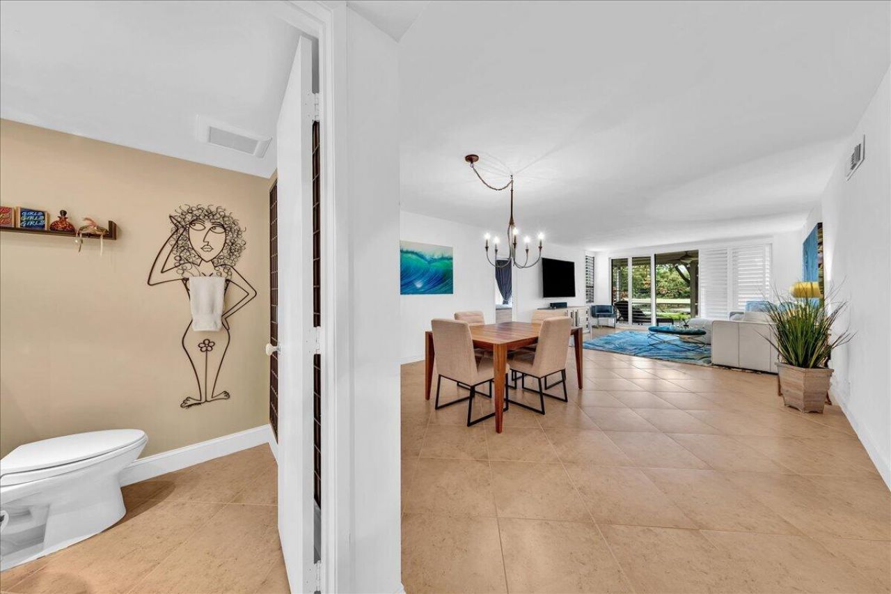 3505 Oaks Way, Unit 109, Pompano Beach, FL 33069 Photo