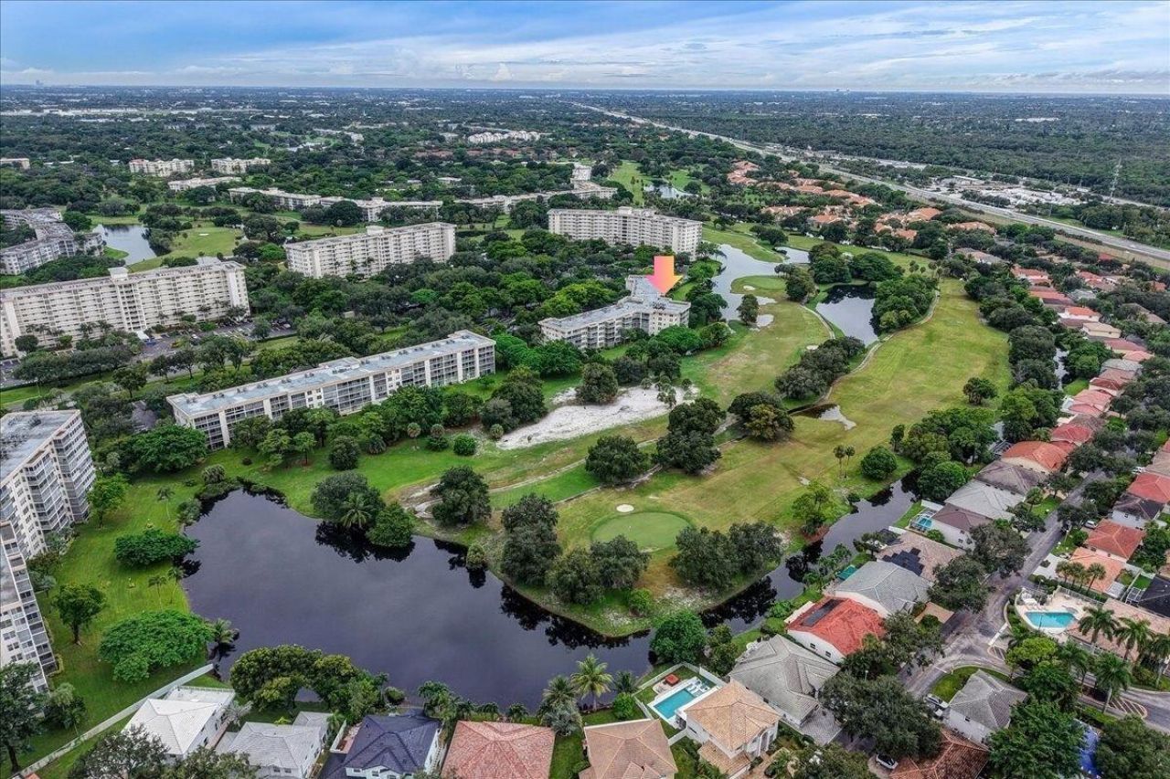 3505 Oaks Way, Unit 109, Pompano Beach, FL 33069 Photo