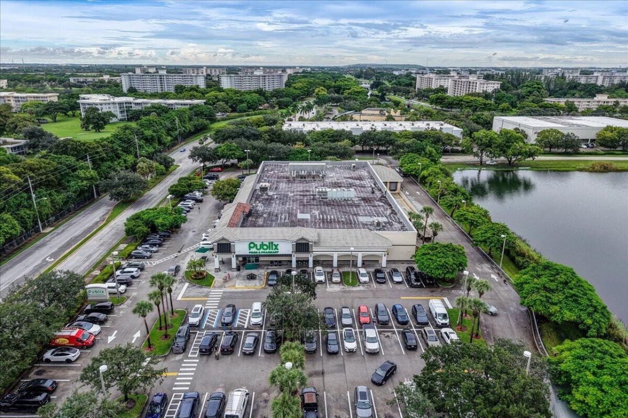3505 Oaks Way, Unit 109, Pompano Beach, FL 33069 Photo