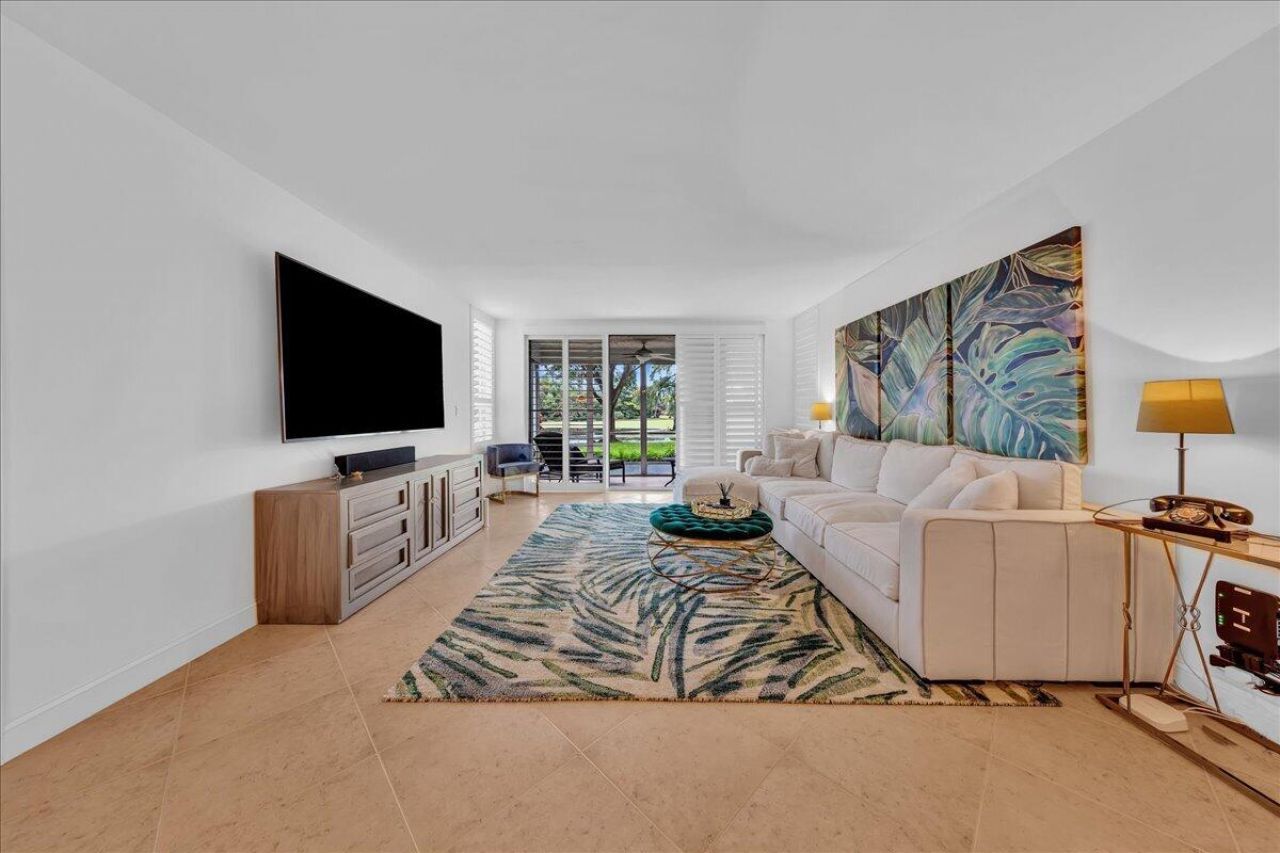 3505 Oaks Way, Unit 109, Pompano Beach, FL 33069 Photo