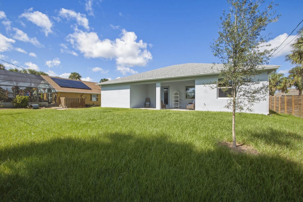 1946 SW Leafy Road, Port Saint Lucie, FL 34953 Photo