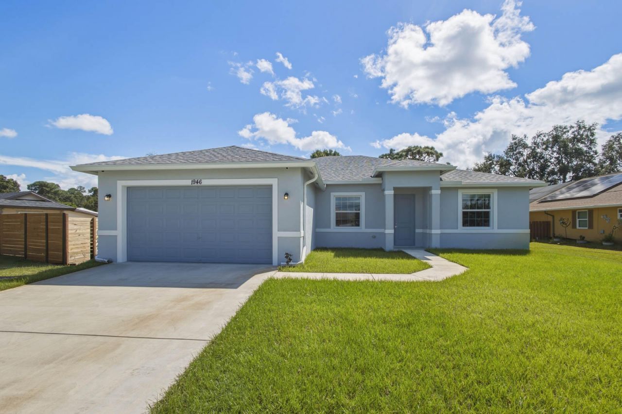 1946 SW Leafy Road, Port Saint Lucie, FL 34953 Photo
