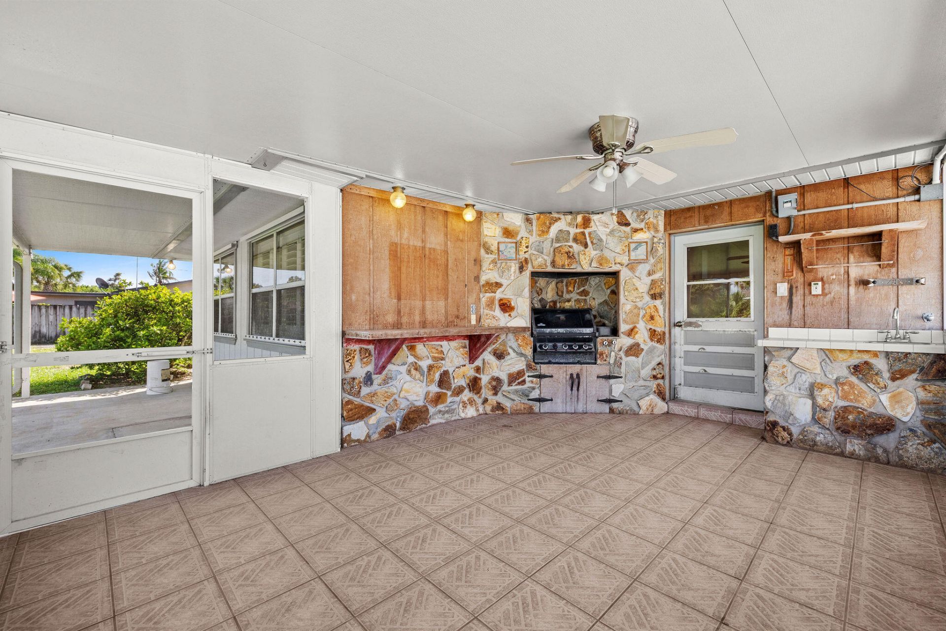 3324 Sunrise Boulevard, Fort Pierce, FL 34982 Photo