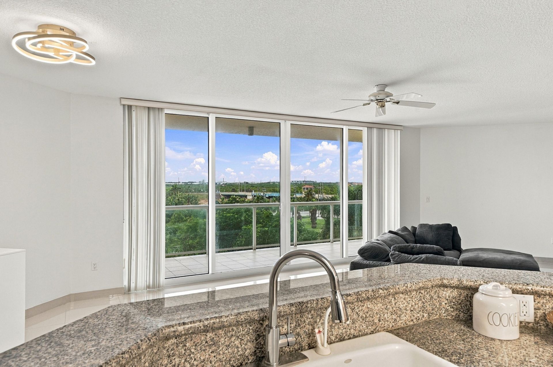 6001 N Ocean Drive, Unit 503, Hollywood, FL 33019 Photo