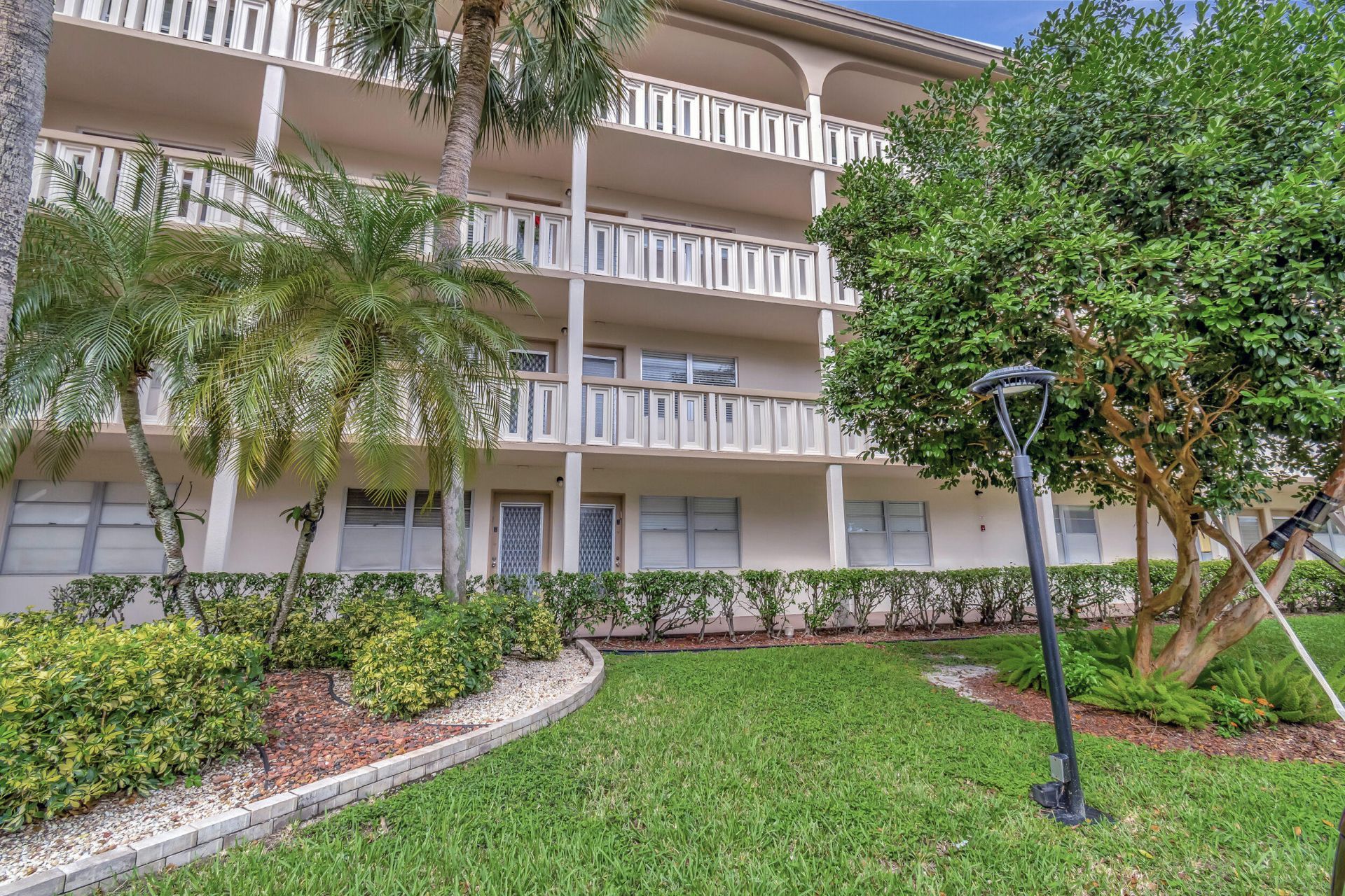 2403 Antigua Circle, Unit D2, Coconut Creek, FL 33066 Photo