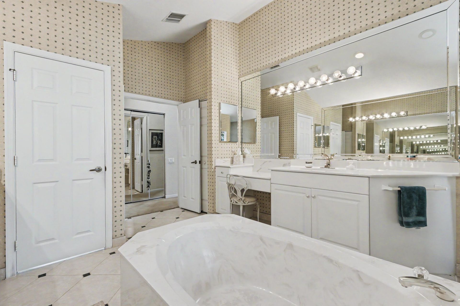 7021 Falls Road E, Boynton Beach, FL 33437 Photo
