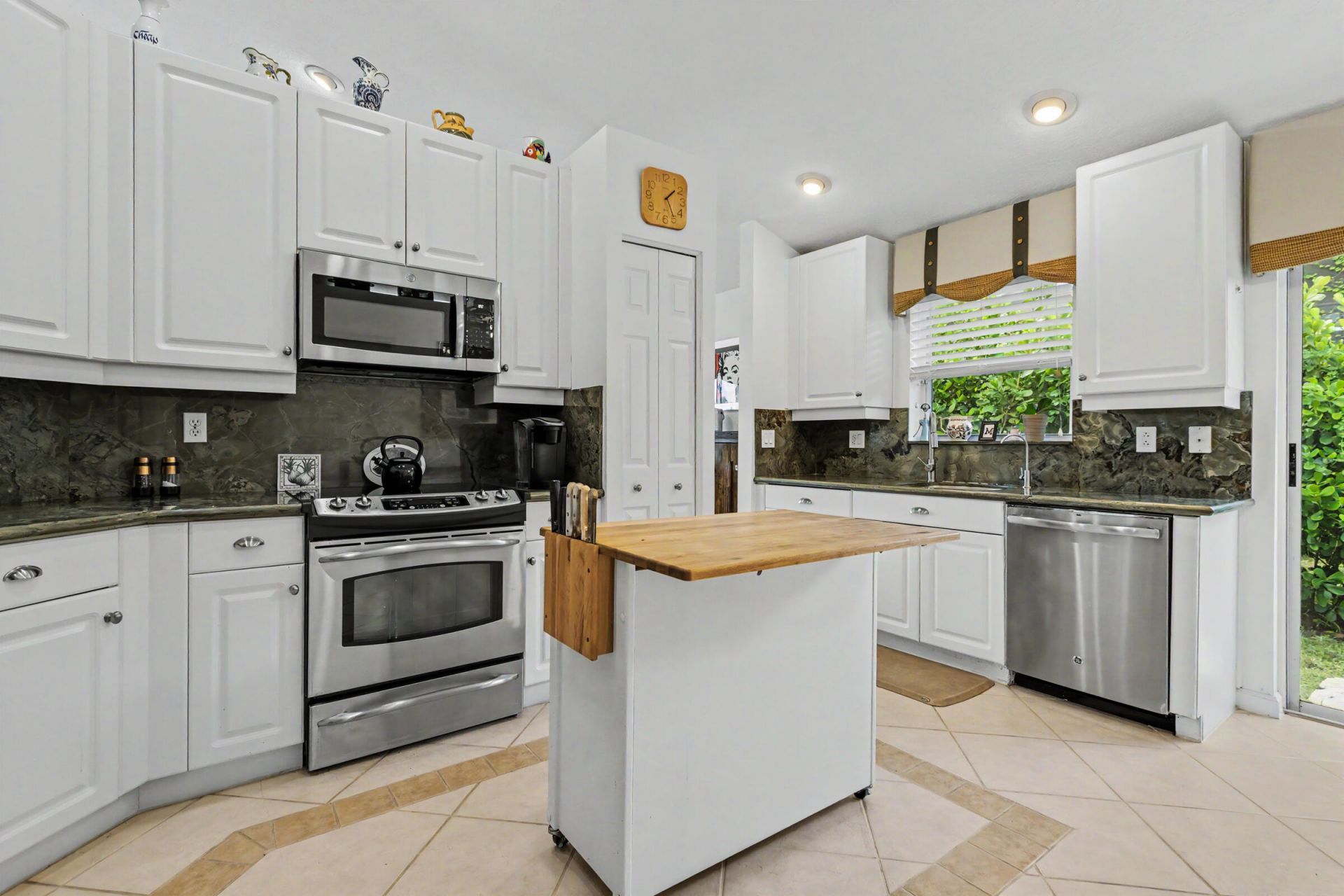 7021 Falls Road E, Boynton Beach, FL 33437 Photo
