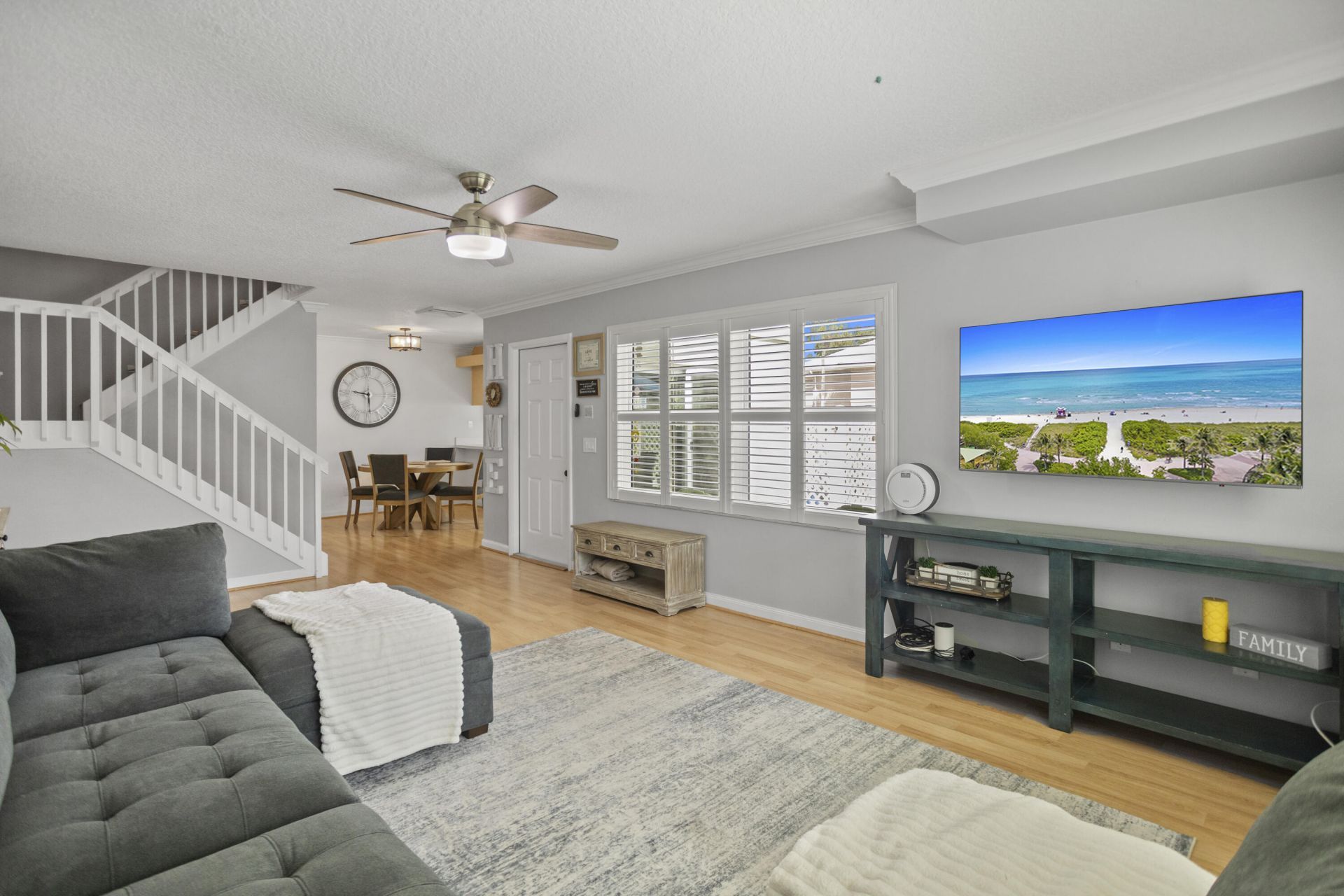 1918 Stratford Way, Unit 32B, West Palm Beach, FL 33409 Photo