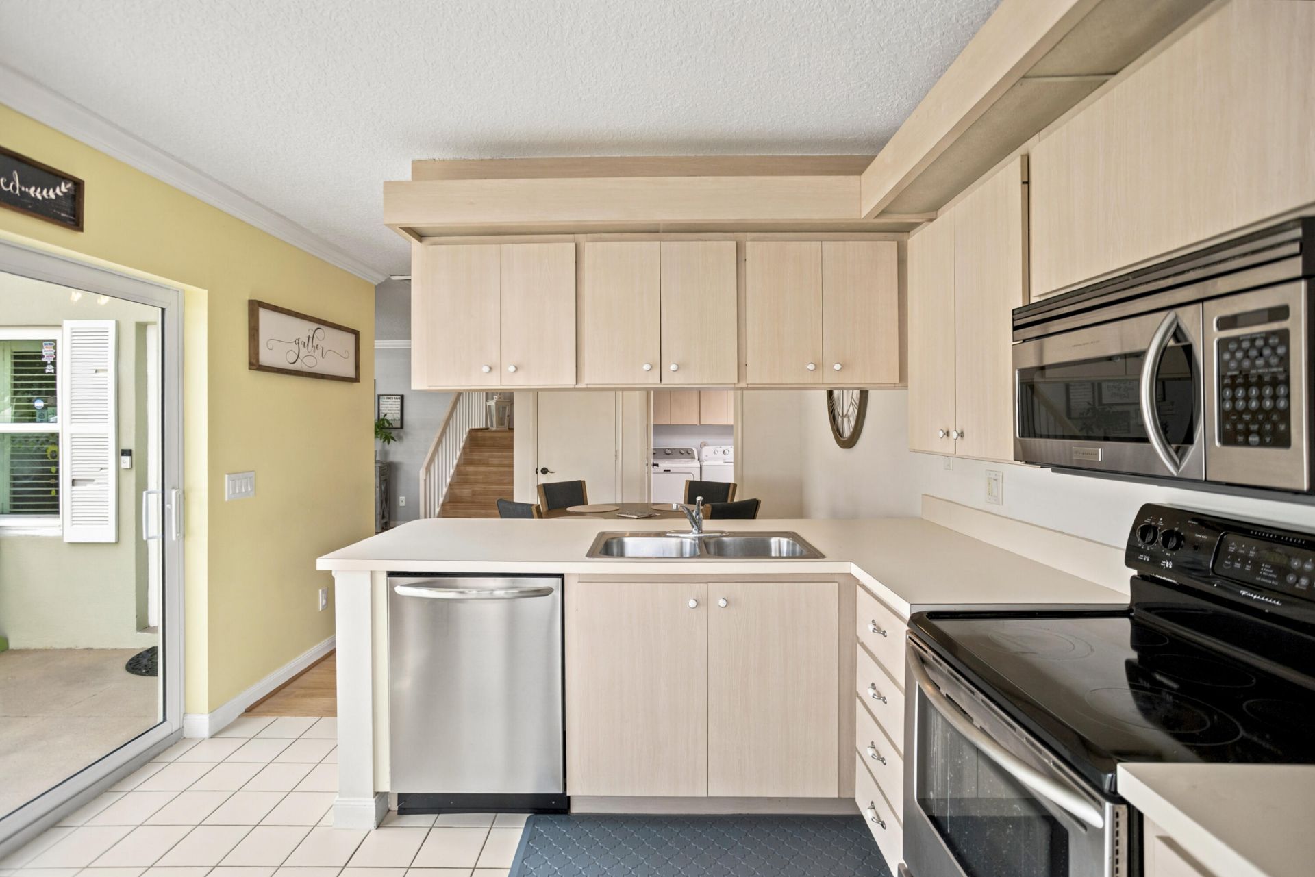 1918 Stratford Way, Unit 32B, West Palm Beach, FL 33409 Photo