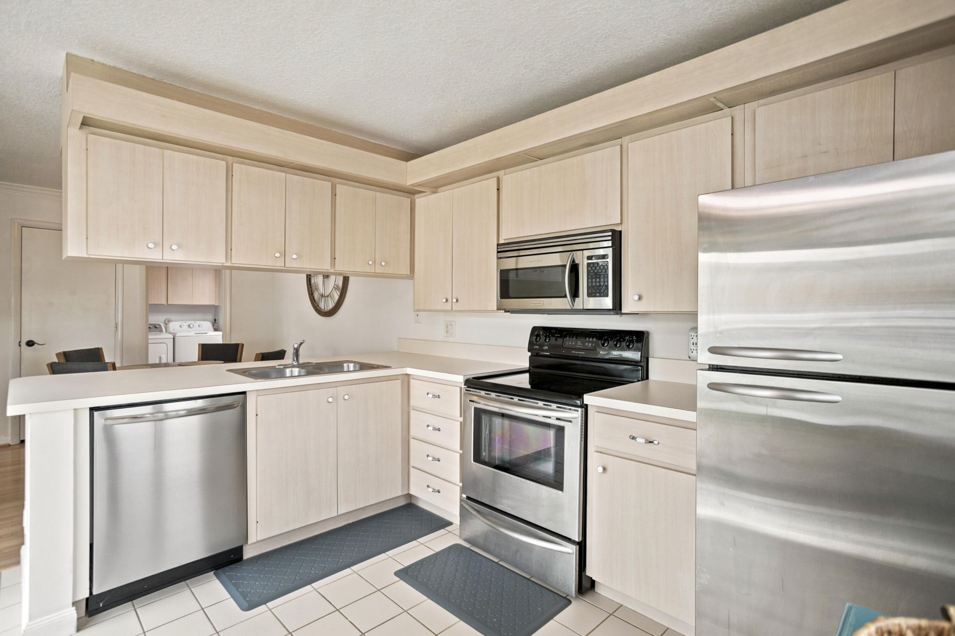1918 Stratford Way, Unit 32B, West Palm Beach, FL 33409 Photo
