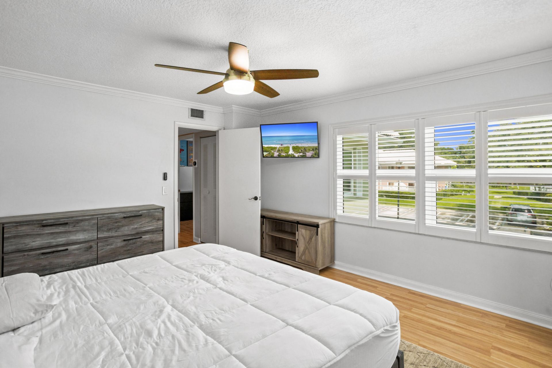 1918 Stratford Way, Unit 32B, West Palm Beach, FL 33409 Photo