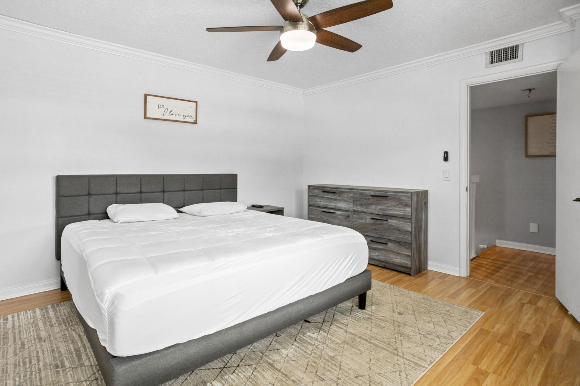 1918 Stratford Way, Unit 32B, West Palm Beach, FL 33409 Photo