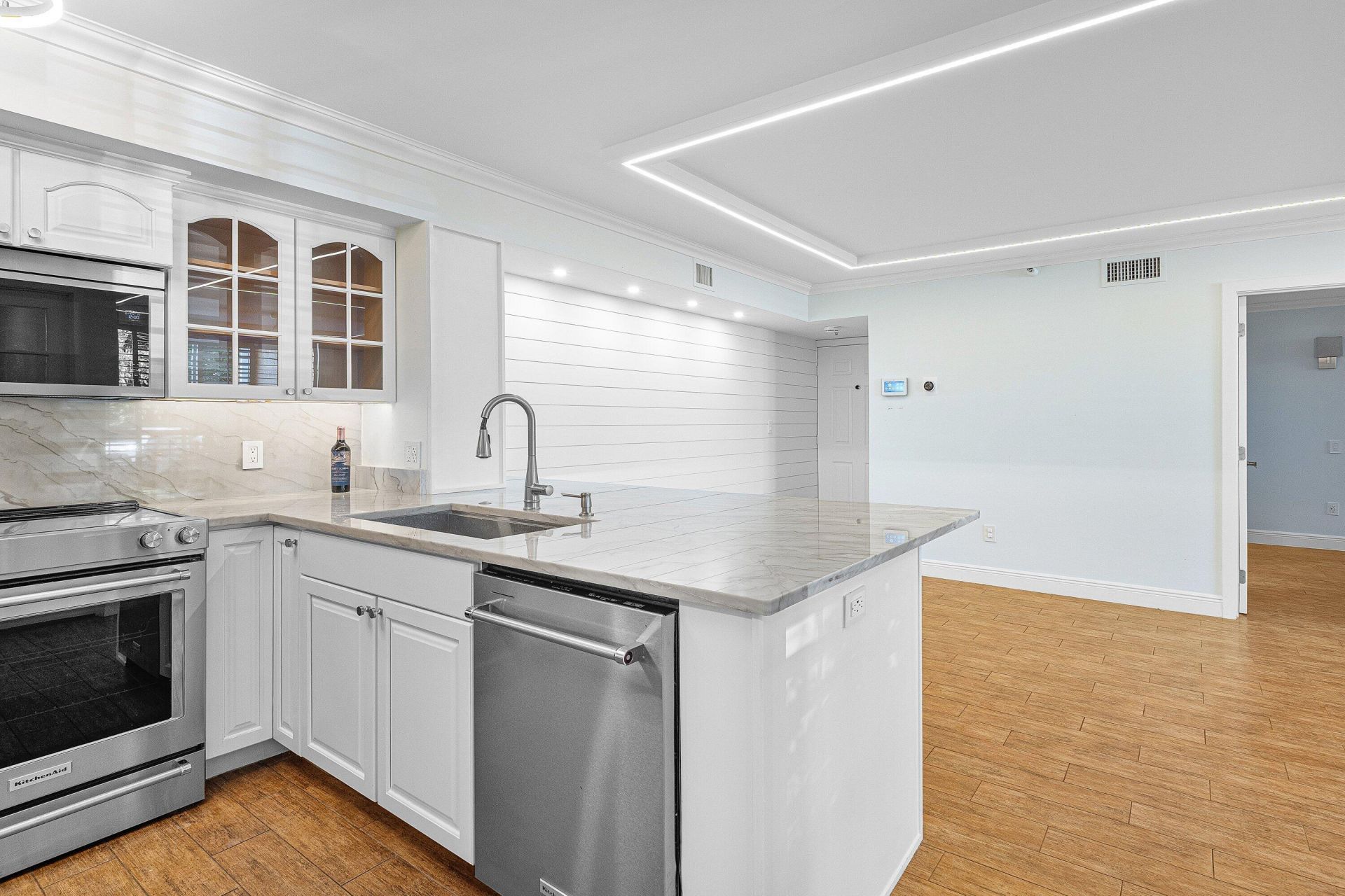 167 Yacht Club Way, Unit 107, Hypoluxo, FL 33462 Photo