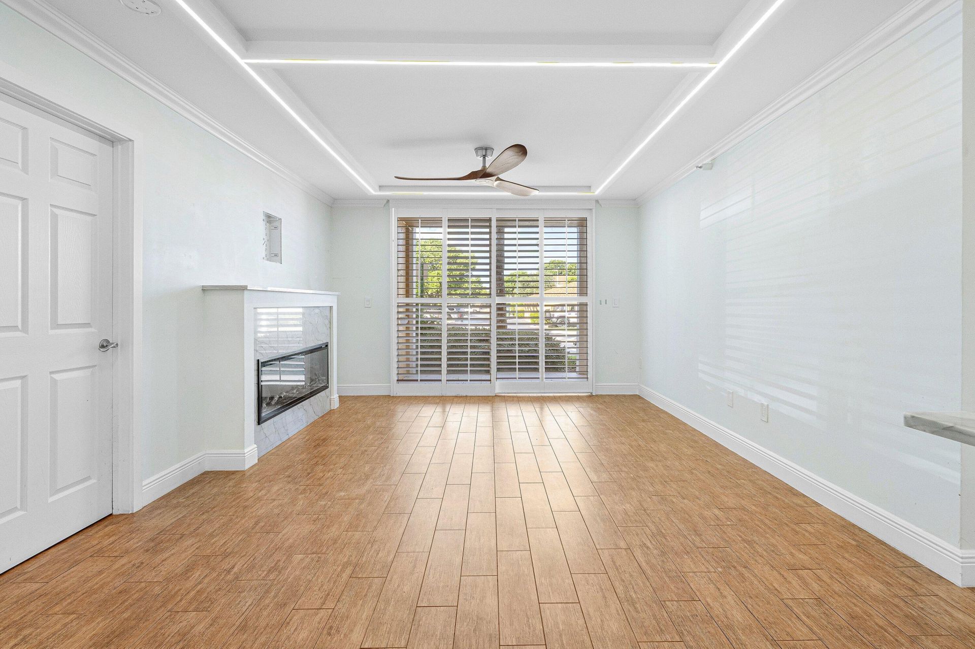 167 Yacht Club Way, Unit 107, Hypoluxo, FL 33462 Photo