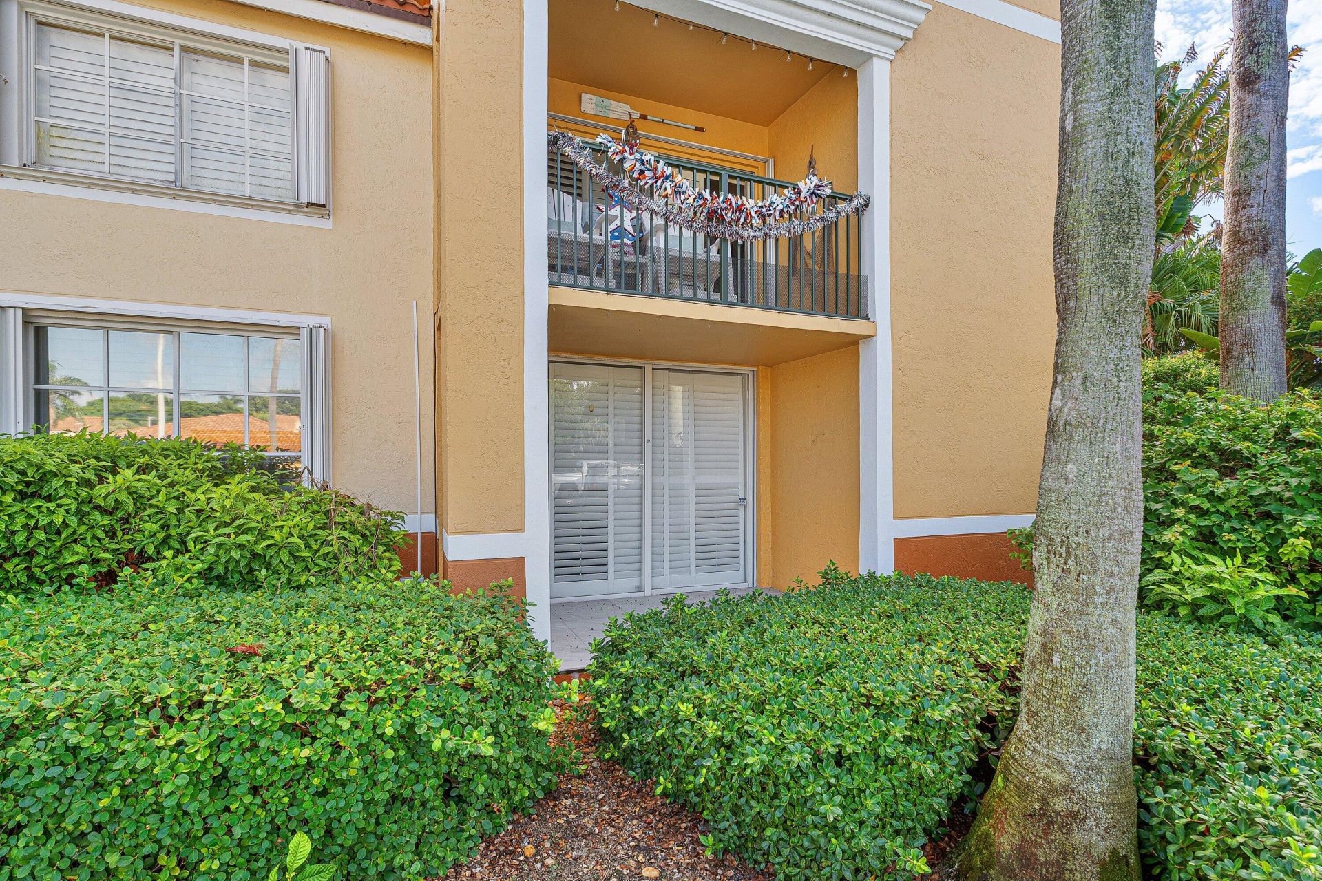 167 Yacht Club Way, Unit 107, Hypoluxo, FL 33462 Photo
