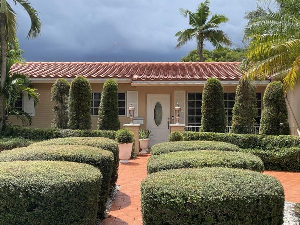 8670 NW 19th Street, Pembroke Pines, FL 33024