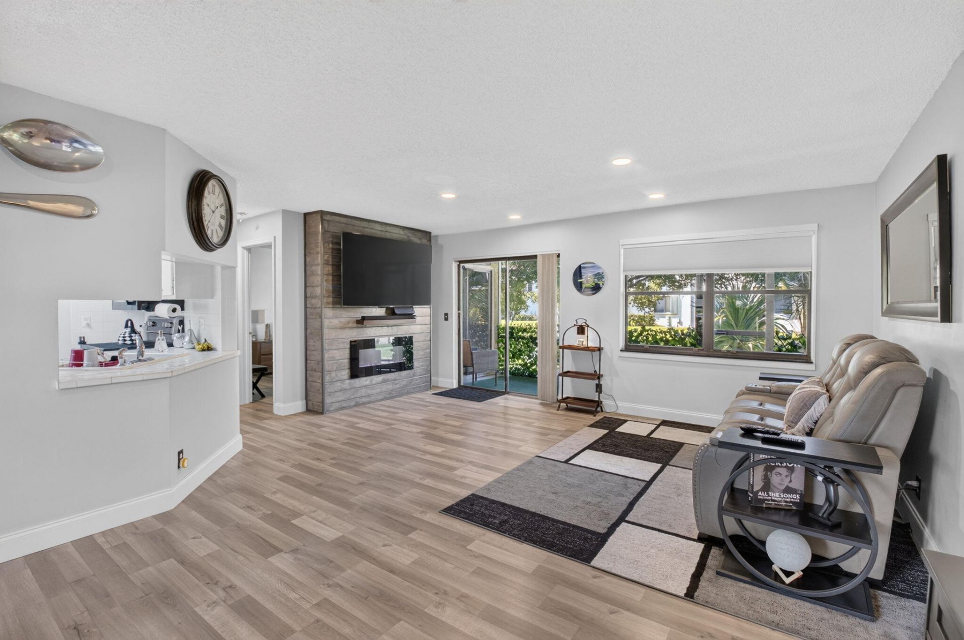 3 VÃ­a De Casas Sur, Unit 103, Boynton Beach, FL 33426 Photo
