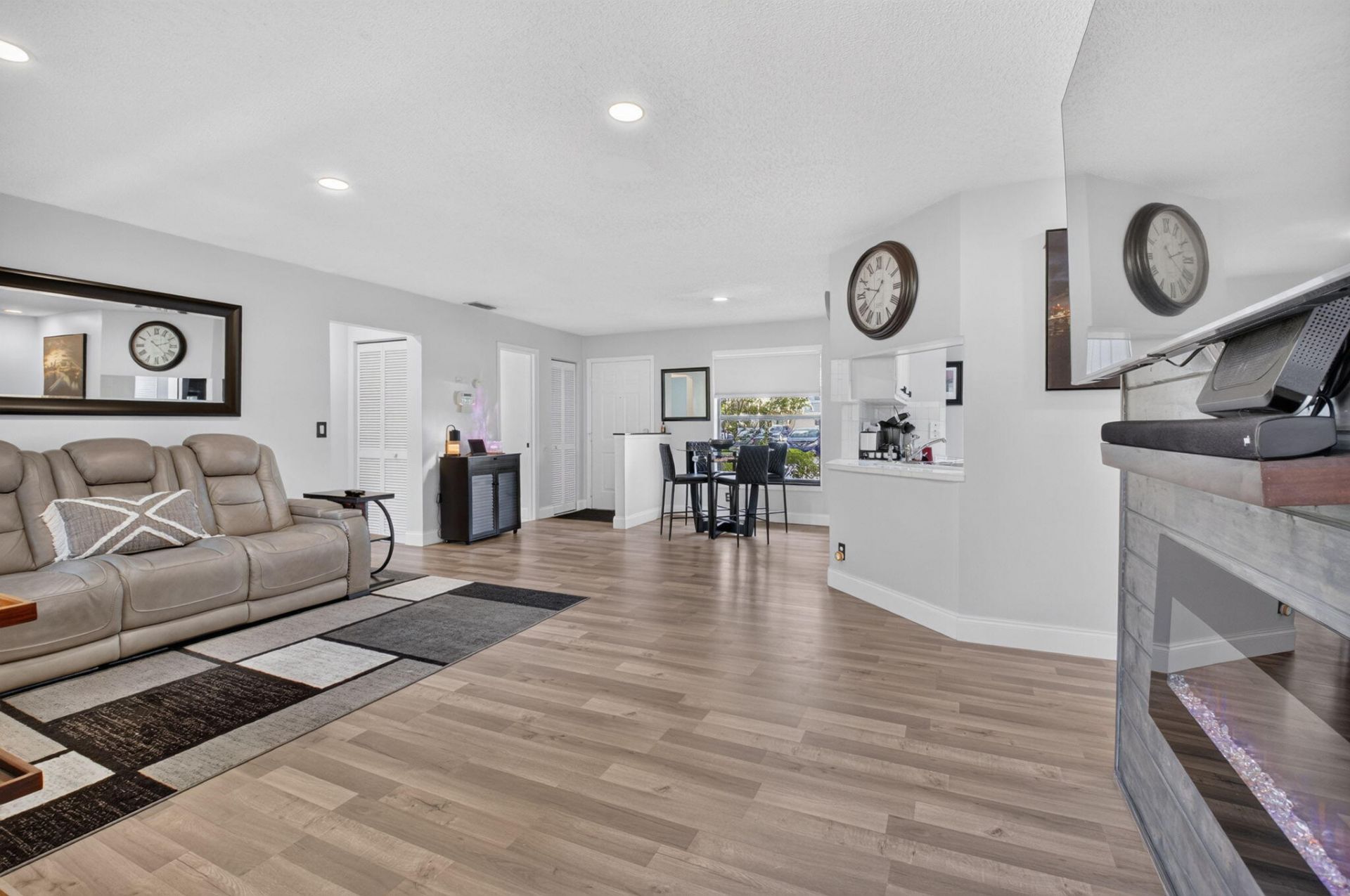3 VÃ­a De Casas Sur, Unit 103, Boynton Beach, FL 33426 Photo