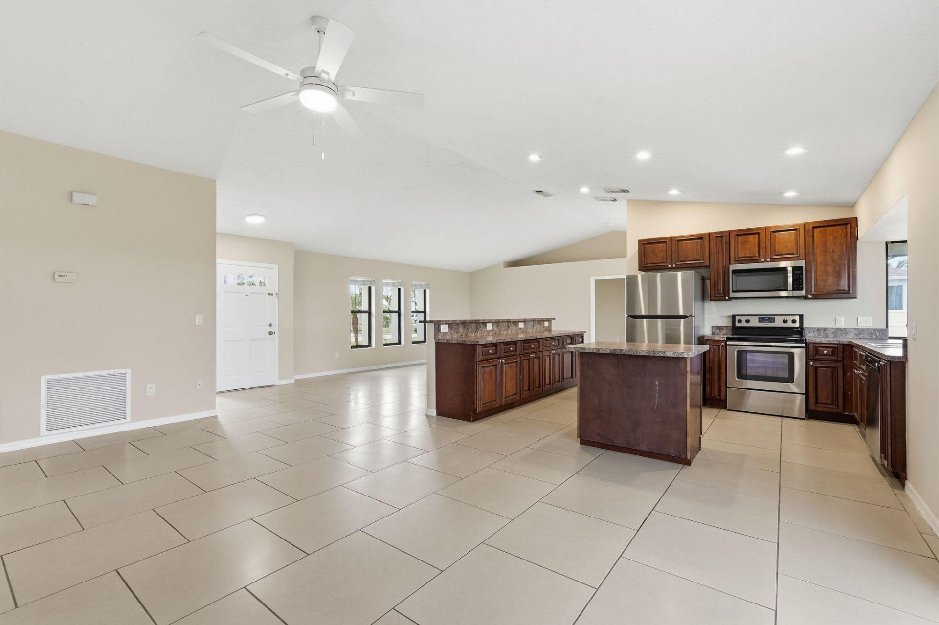 682 SW Jacoby Avenue, Port Saint Lucie, FL 34953 Photo