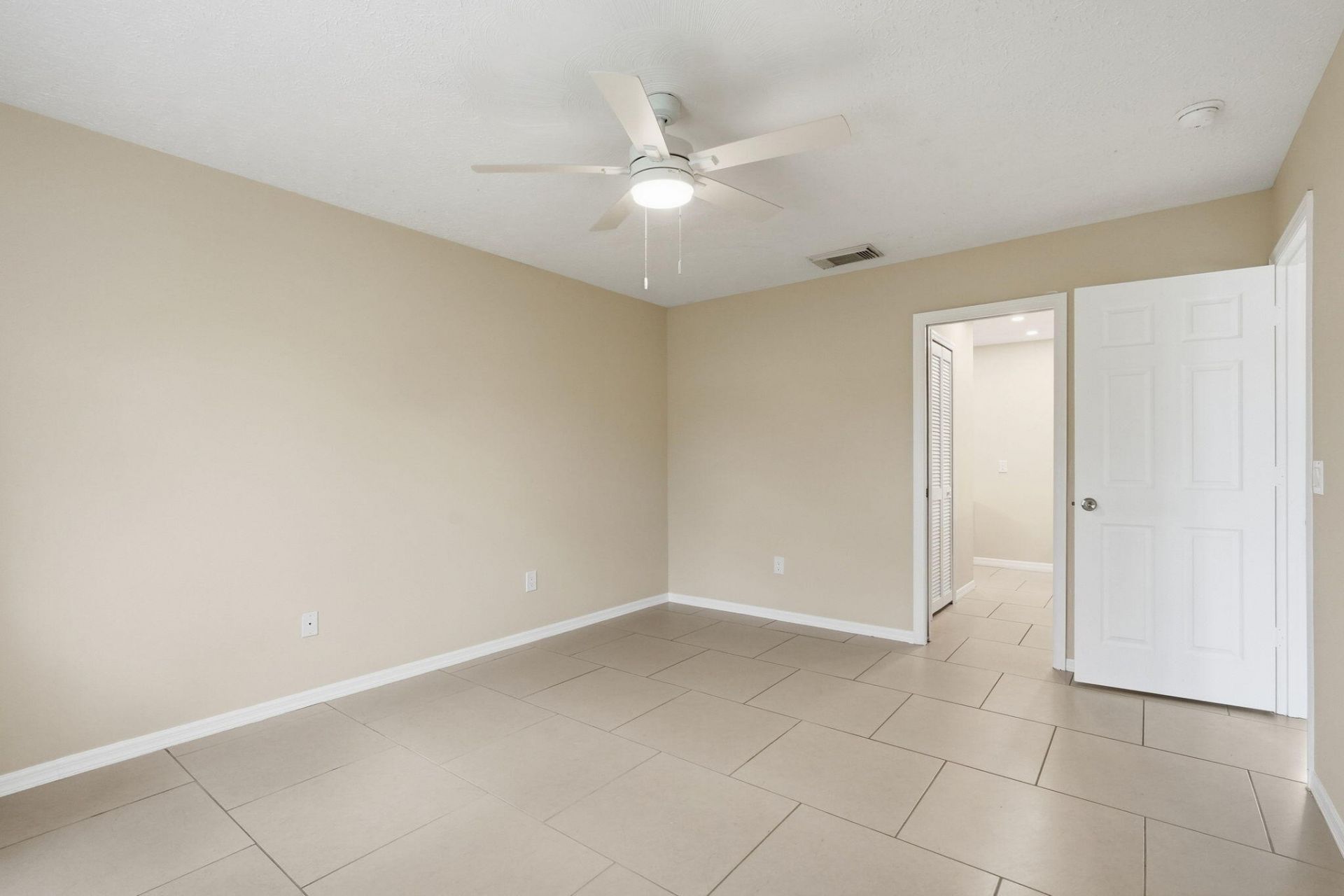 682 SW Jacoby Avenue, Port Saint Lucie, FL 34953 Photo