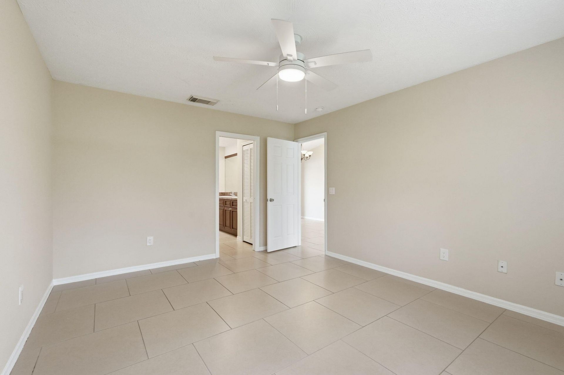 682 SW Jacoby Avenue, Port Saint Lucie, FL 34953 Photo