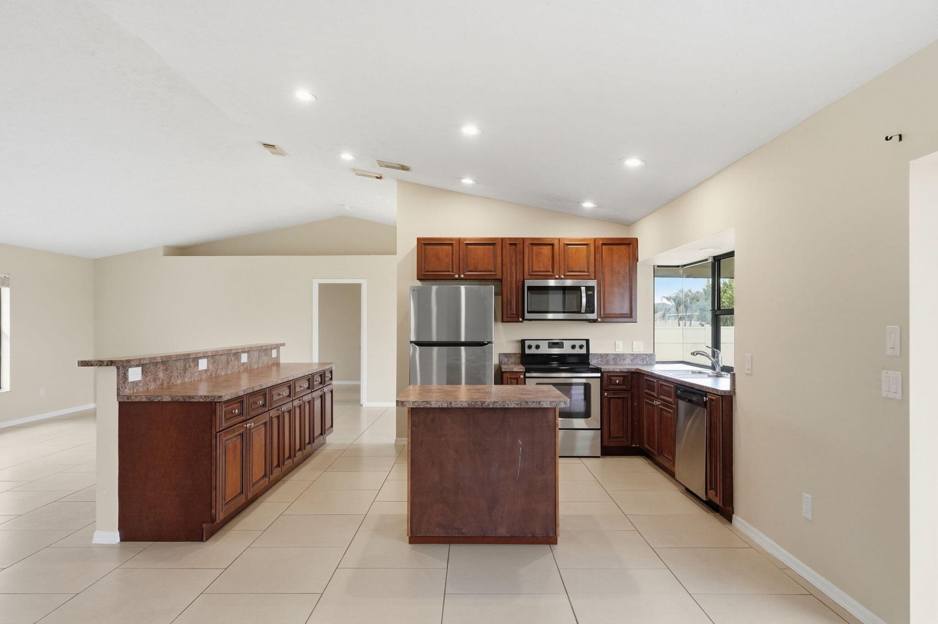682 SW Jacoby Avenue, Port Saint Lucie, FL 34953 Photo