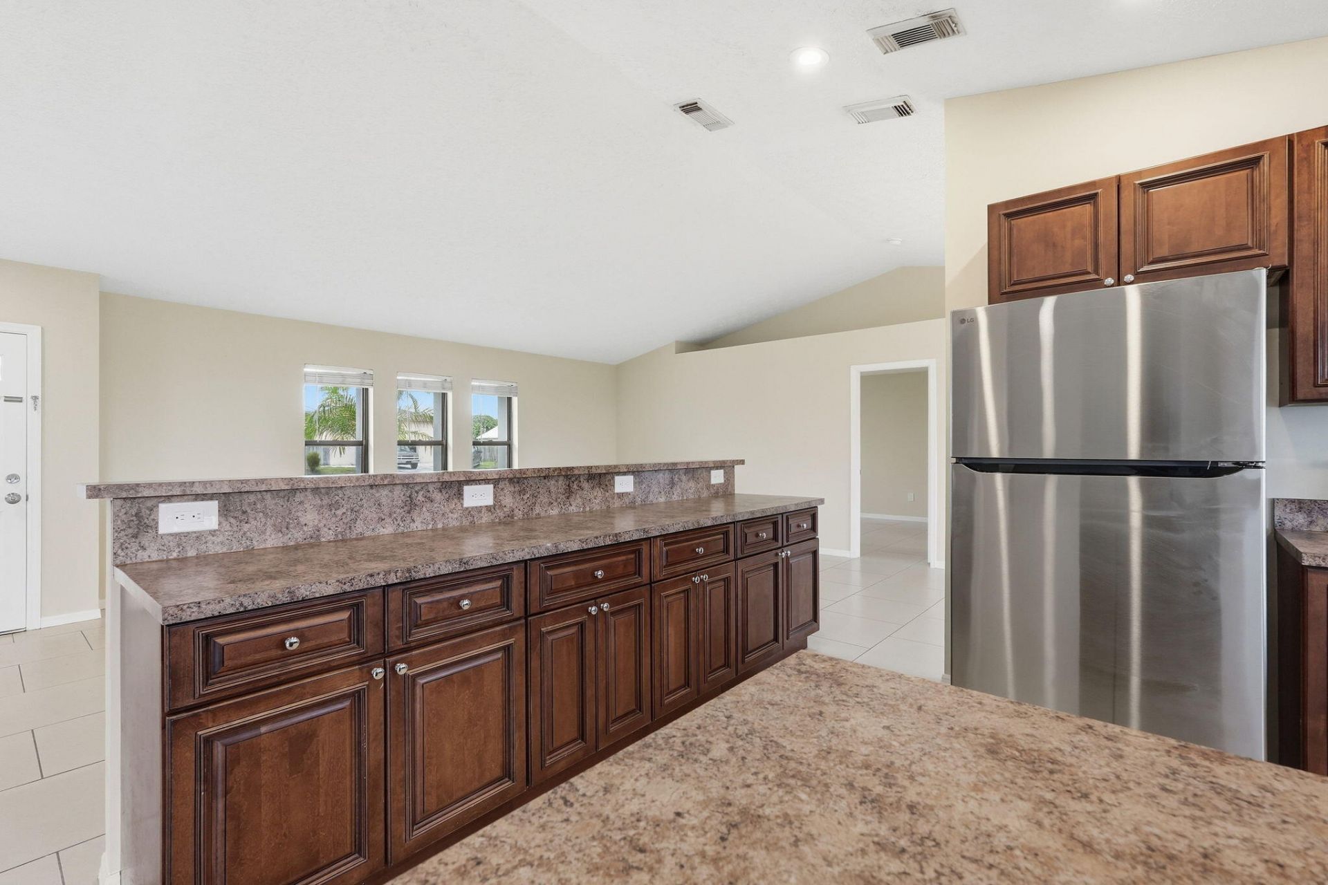 682 SW Jacoby Avenue, Port Saint Lucie, FL 34953 Photo