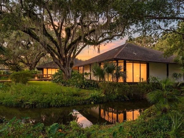 1255 N VANTAGE POINT DRIVE , CRYSTAL RIVER, FL 34429