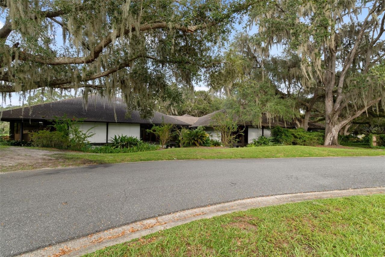 1255 N Vantage Point Drive, Crystal River, FL 34429 Photo