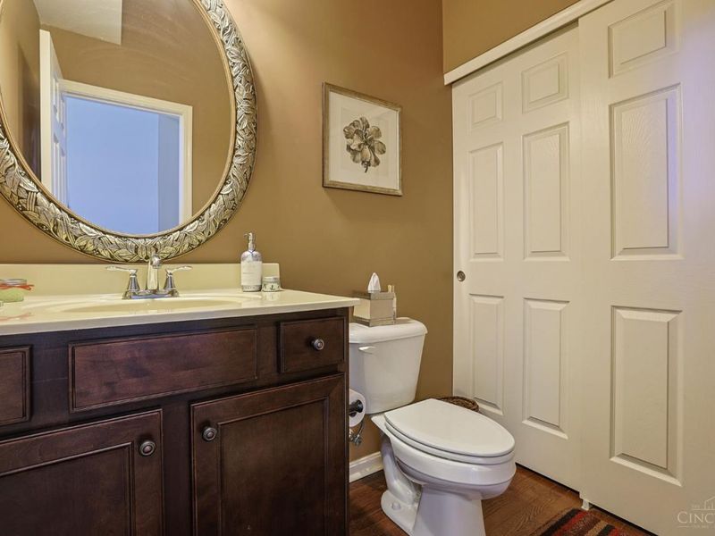 235 Valley Forge Drive, Loveland, OH 45140 Photo 9