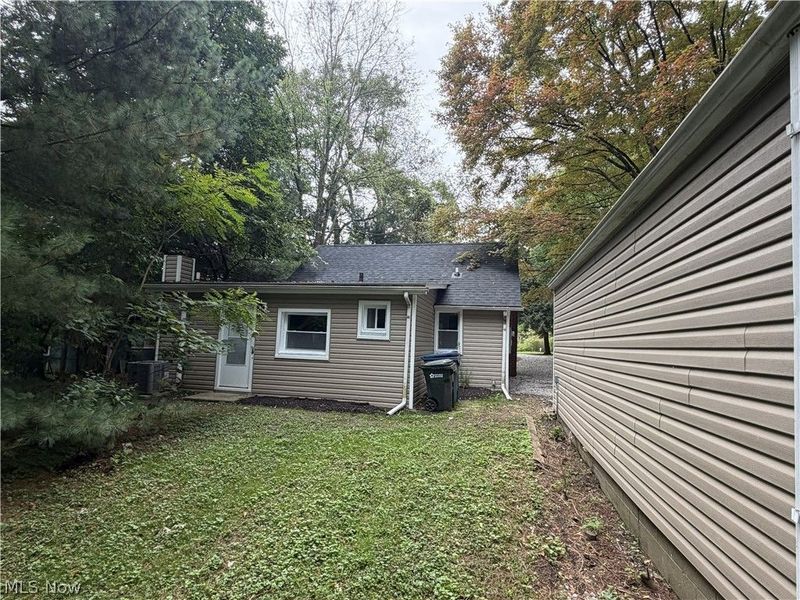 1751 E Turkeyfoot Lake Road, Akron, OH 44312 Photo 24