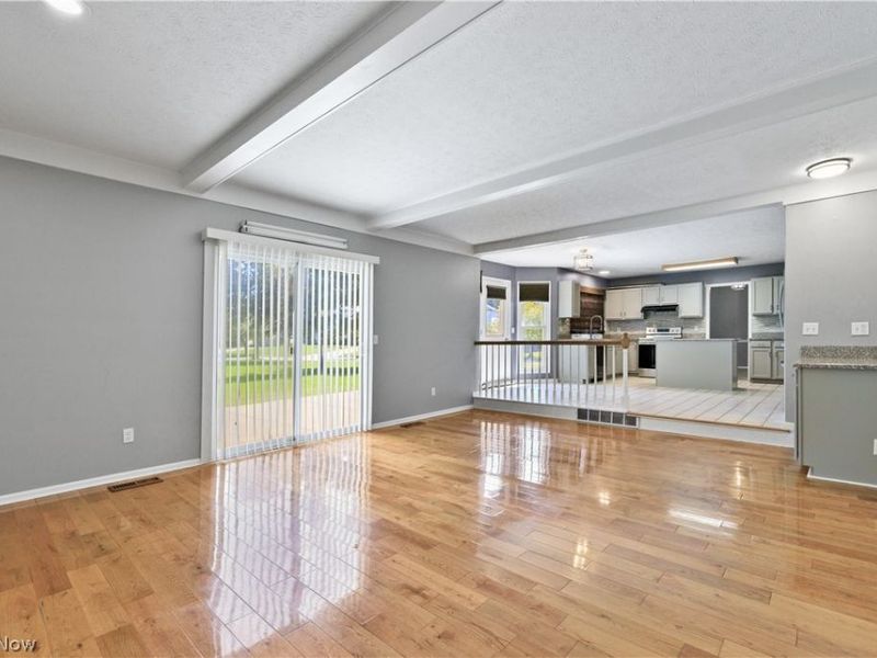 16993 Walnut Creek Drive, Strongsville, OH 44149 Photo 15