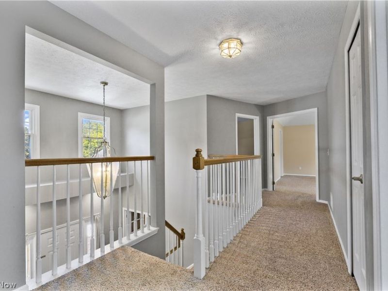 16993 Walnut Creek Drive, Strongsville, OH 44149 Photo 19