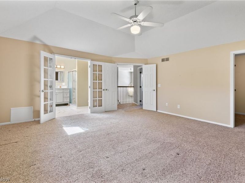 16993 Walnut Creek Drive, Strongsville, OH 44149 Photo 21