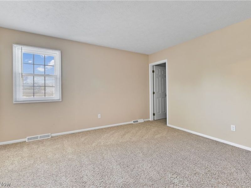 16993 Walnut Creek Drive, Strongsville, OH 44149 Photo 29
