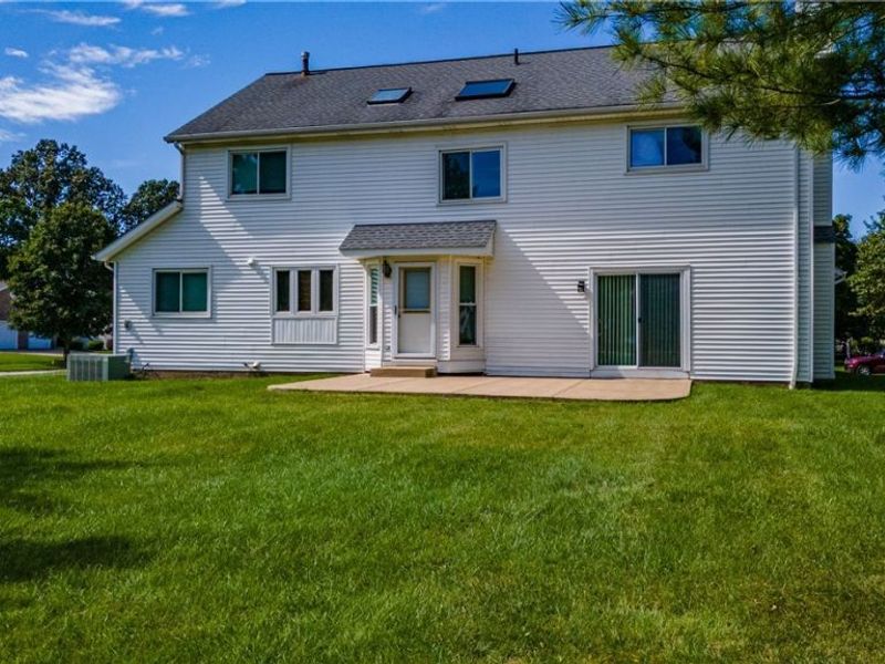 16993 Walnut Creek Drive, Strongsville, OH 44149 Photo 36