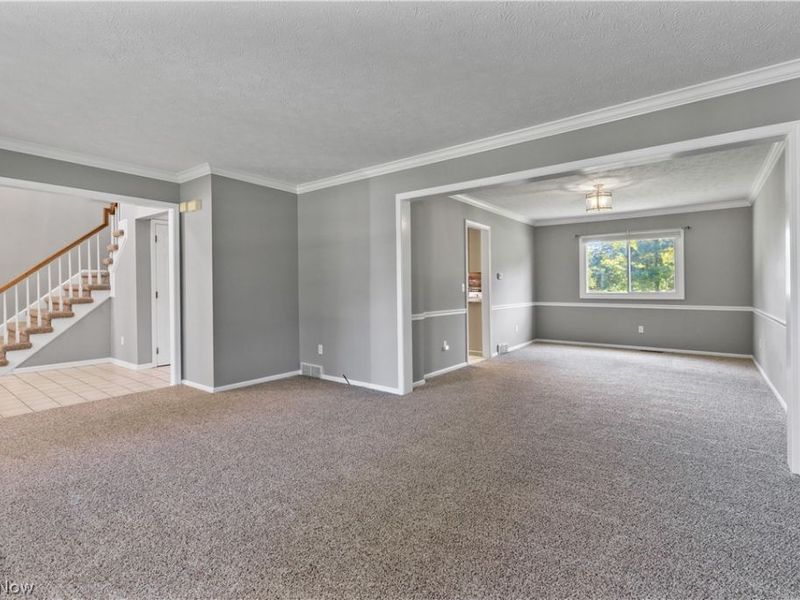 16993 Walnut Creek Drive, Strongsville, OH 44149 Photo 6