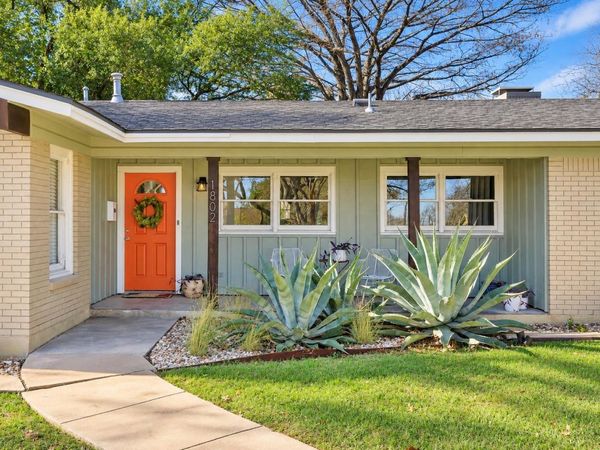 1802 Hutto RD , Georgetown, TX 78626