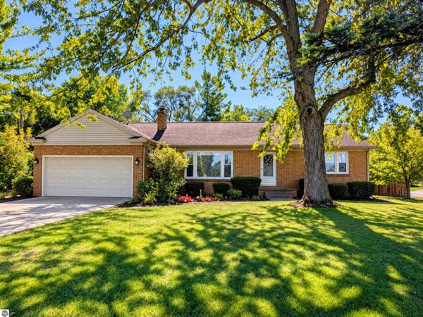 317 Midland Road, Auburn, MI 48611