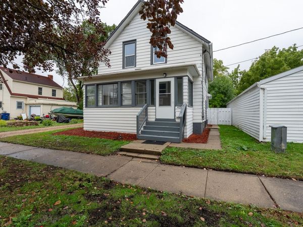 415 3rd Avenue S, Moorhead, MN 56560