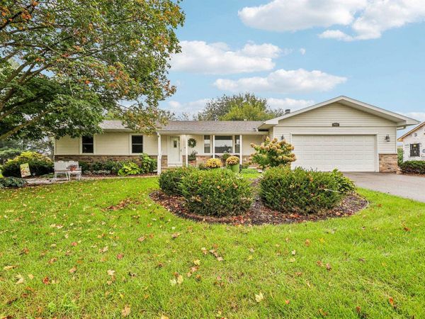 463 S Park Street, Belleville, WI 53508