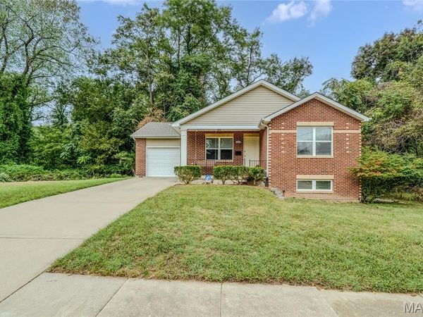 1418 Fletcher Street, Alton, IL 62002