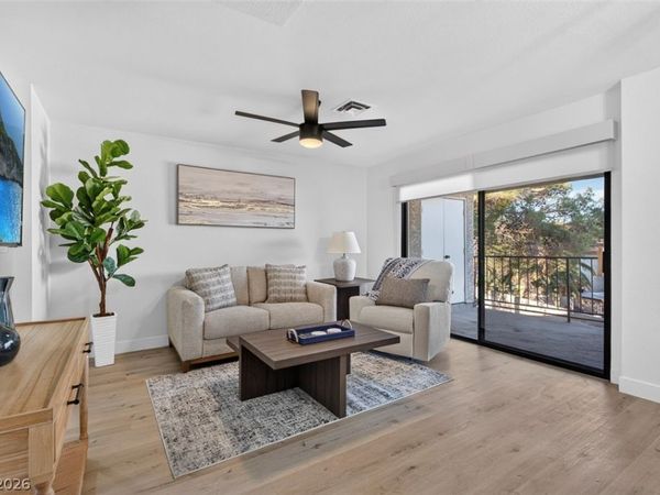 4724 Nara Vista Way, Unit 204, Las Vegas, NV 89103