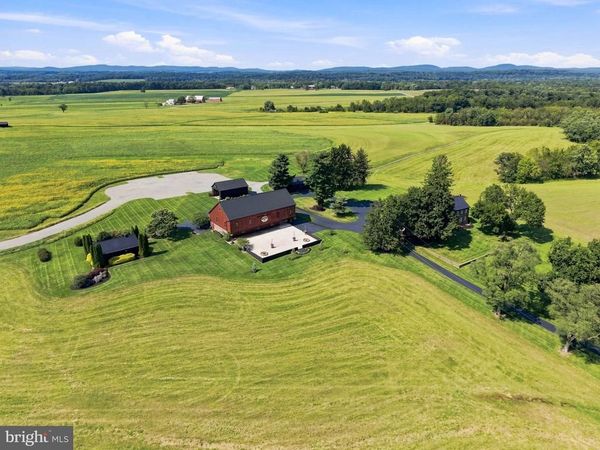 5107 W CANAL ROAD, DOVER, PA 17315