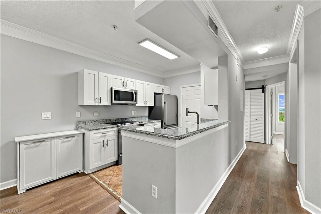 11520 Villa Grand, Unit 1020, Fort Myers, FL 33913 Photo