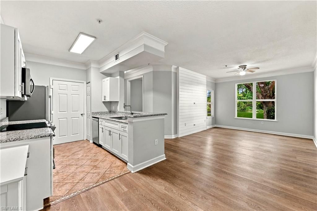 11520 Villa Grand, Unit 1020, Fort Myers, FL 33913 Photo